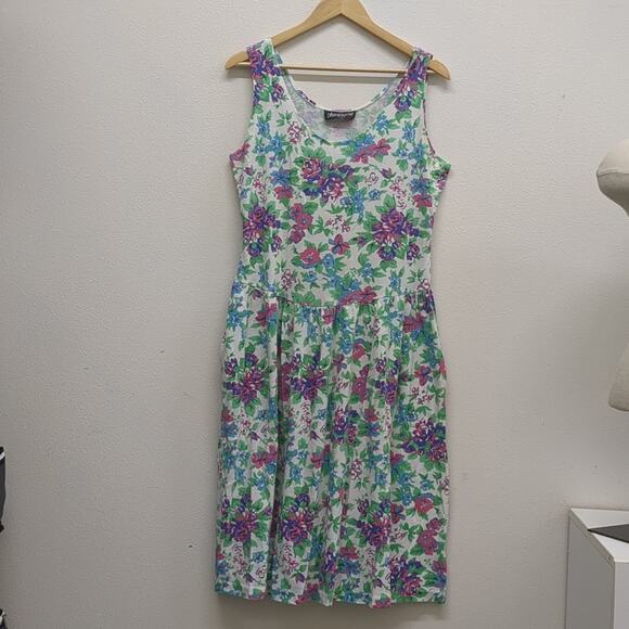 Vintage Dresses & Skirts - Vintage Champagne floral summer dress with pockets